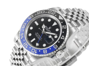 GMT-Master II Stainless Steel ‘Bat Girl’ (40mm) with black dial, blue and black bezel, and Jubilee bracelet.
