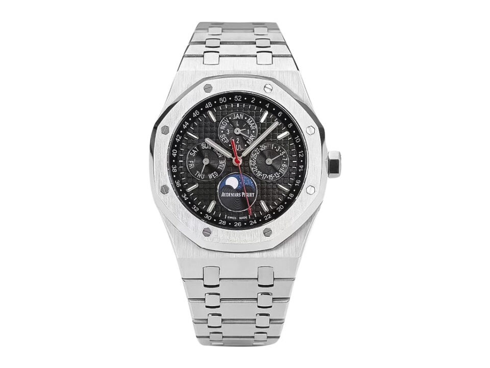Royal Oak ‘Perpetual Calendar’ stainless steel watch with a titanium grey dial (41mm), featuring intricate detailing.