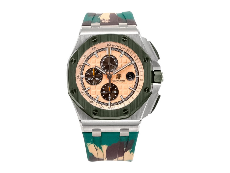 Royal Oak ‘Offshore Chronograph’ 44mm watch in stainless steel with beige dial and green camouflage rubber strap.