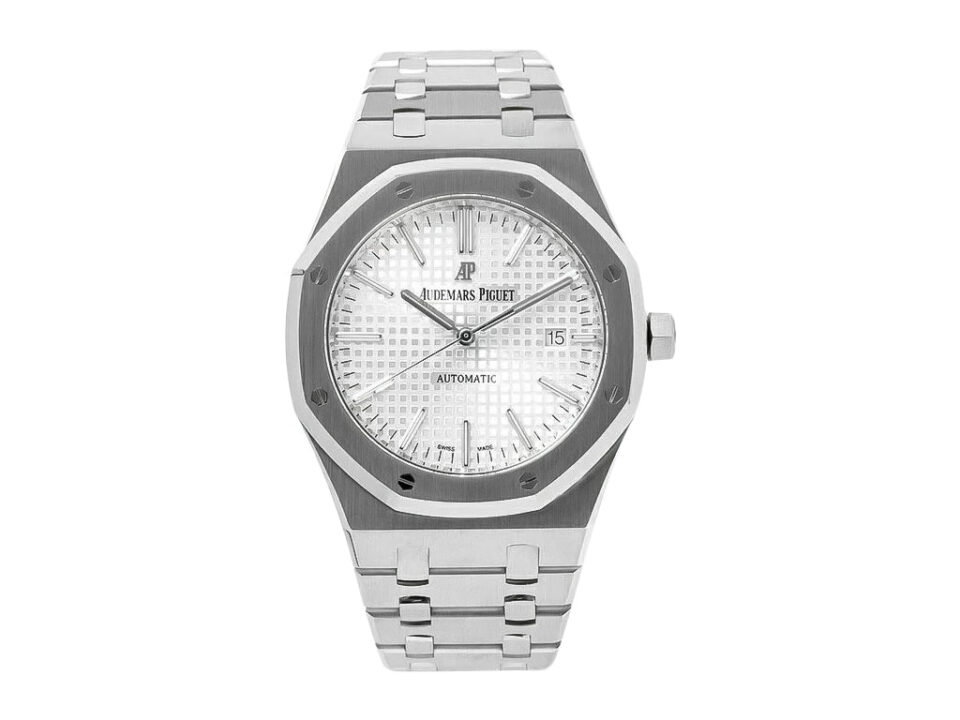 Royal Oak Stainless Steel 41mm watch with a silver dial, signature bracelet design, date display at the 3 o’clock position.