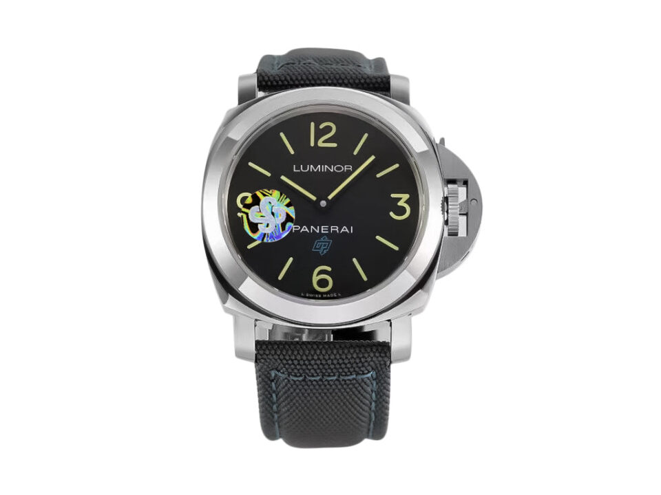 Luminor Base 44 Logo 3 Days Acciaio ‘Blue OP’ Stainless Steel watch with black dial, luminous markers, and green strap.
