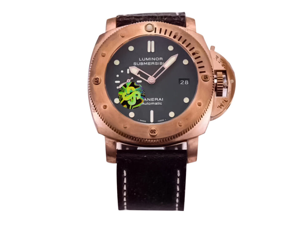 Luminor Submersible 1950 3 Days Automatic, green dial with luminous markers, bronze casing, and brown leather strap (47mm).