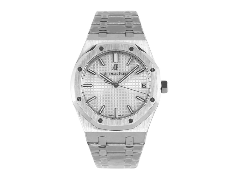 Royal Oak Stainless Steel with Silver Dial (41mm) –15500, featuring a silver-toned dial and classic stainless steel bracelet.