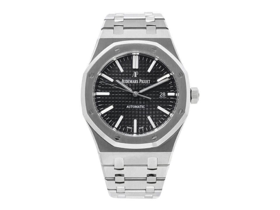 Royal Oak Stainless Steel watch with 41mm case, black dial, luminescent markers, and integrated bracelet – Model 15400.