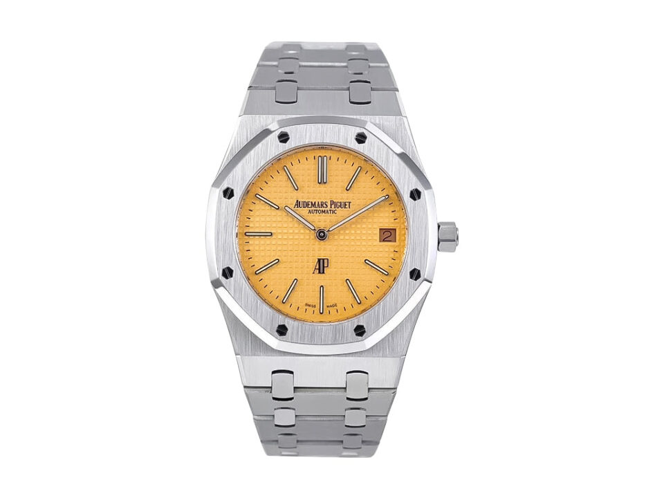 Royal Oak ‘Jumbo Extra-Thin’ watch in stainless steel (39mm) with a pink gold dial, featuring a bracelet design.