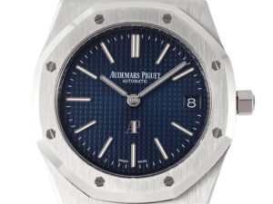 Royal Oak ‘Jumbo Extra-Thin’ Stainless Steel ’50th Anniversary’ with Blue Dial, featuring a minimalist design & date display.