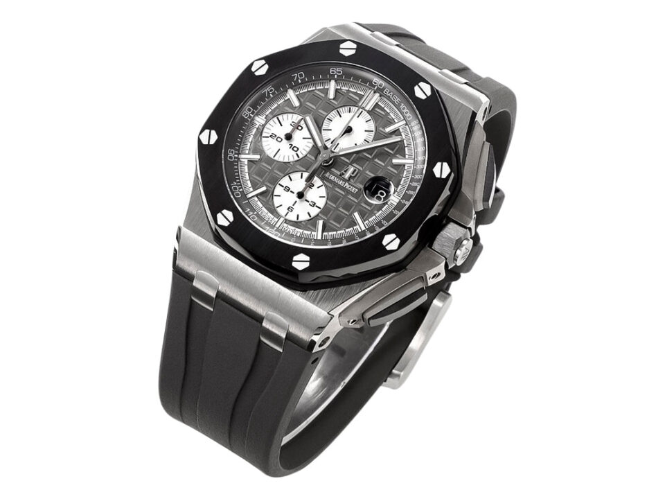 Royal Oak 'Offshore Chronograph' Stainless Steel watch with a 44mm case, grey dial, and black rubber strap.