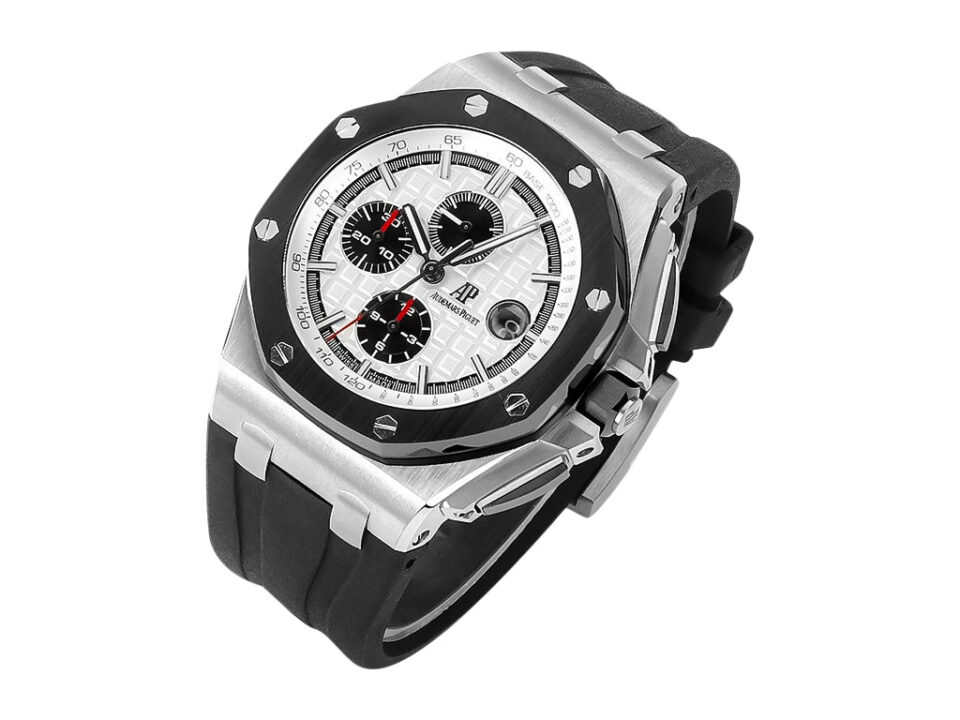 Royal Oak ‘Offshore Chronograph’ watch in stainless steel with a silver dial, black accents, and a black rubber strap (44mm).