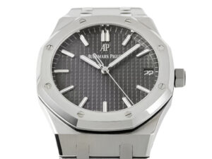 Royal Oak Stainless Steel with Grey Dial (41mm), featuring luminous markers and date display at 3 o'clock position.