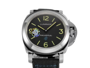 Luminor Base 44 Logo 3 Days Acciaio 'Blue OP' stainless steel watch with black dial and luminous numerals on product page.