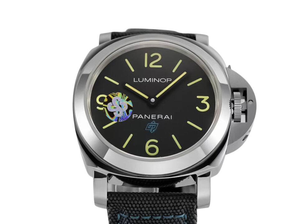 Luminor Base 44 Logo 3 Days Acciaio 'Blue OP' stainless steel watch with black dial and luminous numerals on product page.