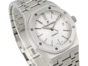 Royal Oak Stainless Steel with Silver Dial (37mm) featuring textured silver face, steel bracelet, date display at 3 o'clock.