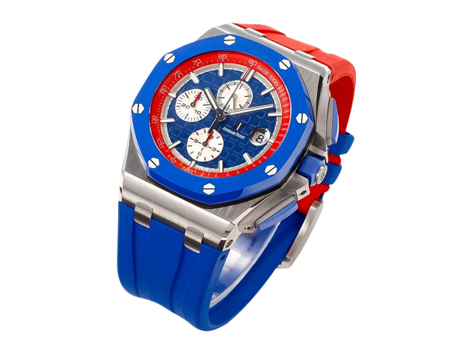 Royal Oak Offshore Chronograph ‘Russian Flag’ (44mm) featuring a blue and red design, with a steel case and matching straps.