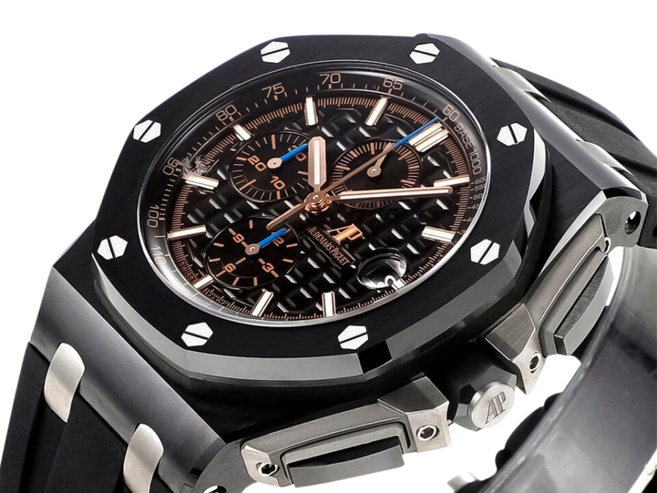 Royal Oak ‘Offshore Chronograph’ Ceramic with Black Dial (44mm) featuring a textured dial, bold design, sturdy ceramic case.
