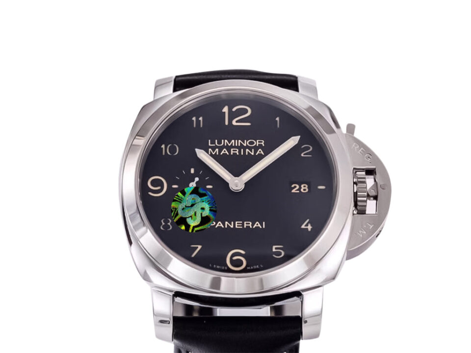 Luminor 1950 Marina 3 Days Automatic watch with a stainless steel case, black dial, and black strap (44mm).