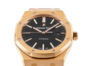 Royal Oak Pink Gold with Black Dial (41mm) – 15400, featuring a sleek black dial and rose gold case with matching bracelet.