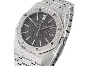 Royal Oak Frosted Stainless Steel watch with grey dial (41mm), featuring a textured bezel and bracelet.