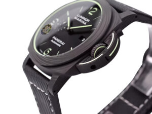 Luminor 1950 44 3 Days Automatic with Carbotech forged carbon case, black sunburst dial, and luminous markers.