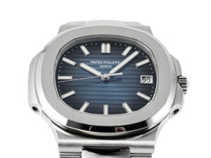 Nautilus Stainless Steel with Blue Dial (41mm) featuring a sleek design, luminous markers, and date display at 3 o'clock.