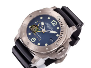 Luminor Submersible 1950 3 Days GMT Automatic Titanio 'Pole 2 Pole' watch with titanium case and black rubber strap.