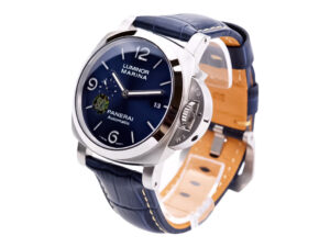 Luminor 1950 Marina 3 Days Automatic watch with stainless steel case, blue sunburst dial, and blue strap (44mm).