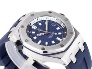 Royal Oak Offshore Diver Stainless Steel (42mm) with blue dial, luminescent markers, and blue rubber strap.