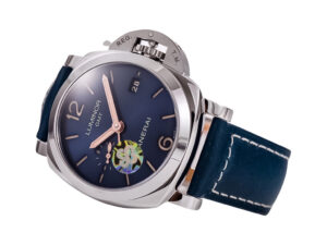 Luminor 1950 3 Days GMT Automatic Acciaio watch with stainless steel case, blue dial, and matching blue leather strap.