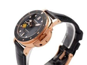 Luminor Submersible 42 3 Days Automatic, Goldtech red gold case, black dial, black leather strap.