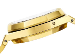 Side profile of the Royal Oak ‘Perpetual Calendar’ yellow gold watch with a 41mm case, showcasing its polished finish.