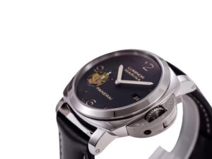 Alt text: Luminor 1950 Marina 3 Days Automatic watch in stainless steel, featuring a black dial and black strap, 44mm case.