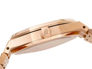 Side view of the Royal Oak Pink Gold with Black Dial (41mm) – 15500, showcasing its rose gold case and craftsmanship.