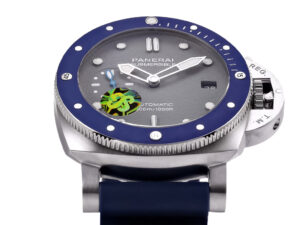 Luminor Submersible 42 3 Days Automatic ‘Acciaio’ watch with shark-grey dial, stainless steel case, blue bezel on navy strap.