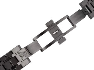 Close-up of the black ceramic bracelet clasp with engraved AP logo, featured on the Royal Oak Perpetual Calendar (41mm).