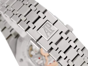 Close-up of the stainless steel bracelet with AP logo on the Royal Oak Perpetual Calendar watch, showing craftsmanship.