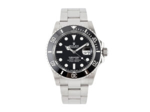 Submariner Date Stainless Steel with Black Dial (41mm) featuring a unidirectional bezel and date display at 3 o’clock.