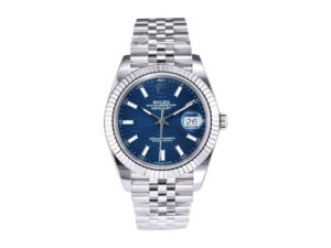 Datejust 41 Stainless Steel on Jubilee bracelet with Fluted Motif Blue Dial and Fluted Bezel displaying date at 3 o’clock.