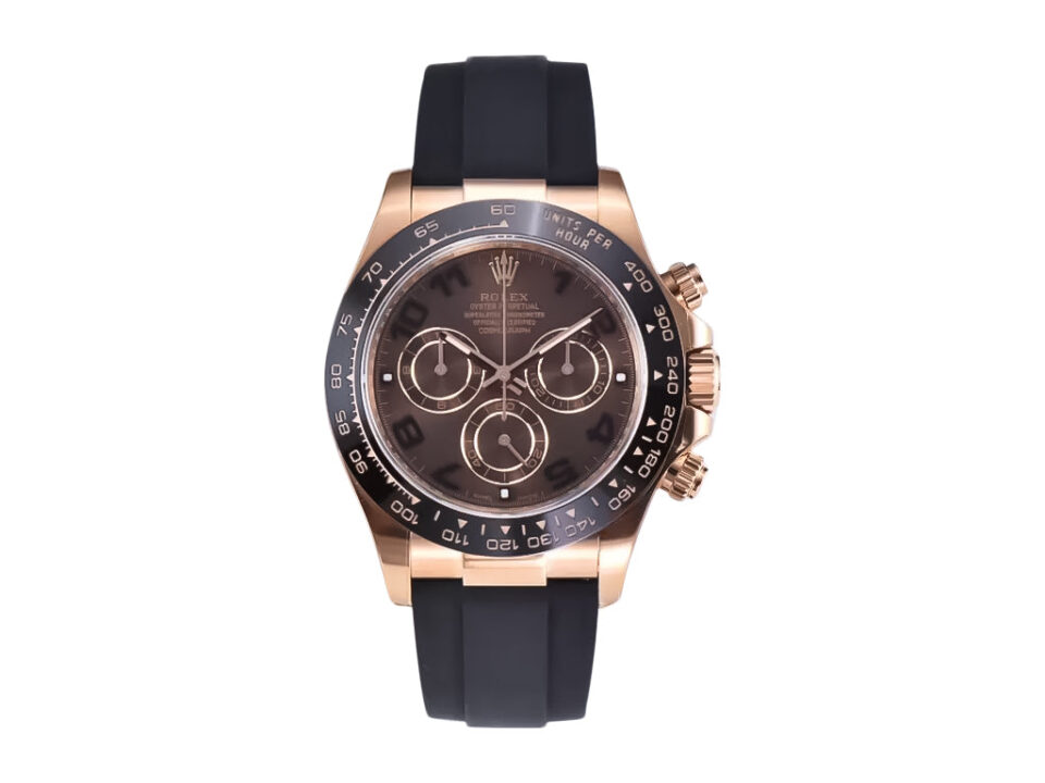 Cosmograph Daytona Rose Gold Oysterflex with Chocolate Dial and Arabic Numerals, featuring a luxurious black strap.