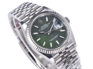 Datejust 36 Stainless Steel on Jubilee with Palm Motif Green Dial, Fluted Bezel, and Cyclops Lens over Date Display.