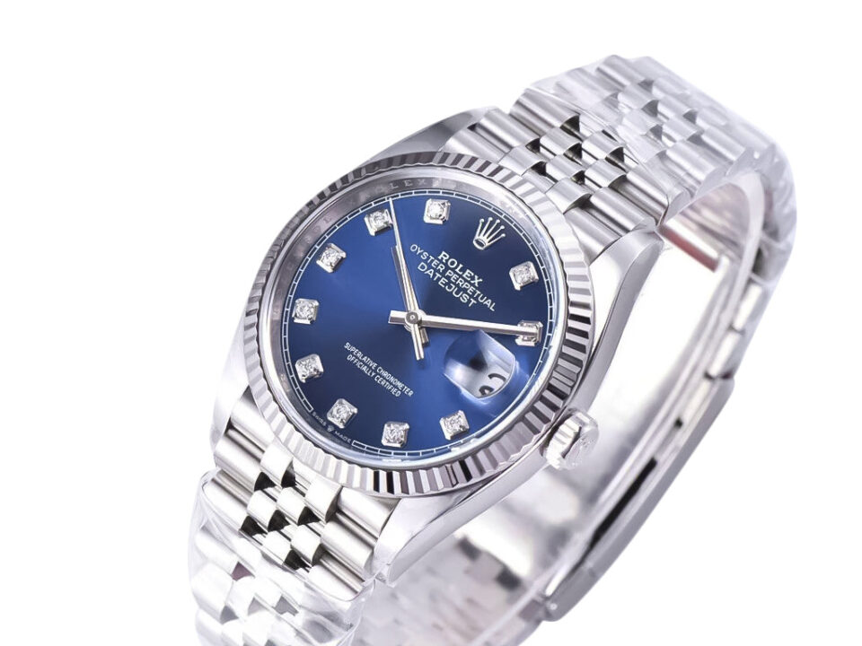 Datejust 36 Stainless Steel on Jubilee with Diamond Blue Dial and Fluted Bezel, showcasing elegant craftsmanship.