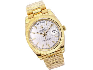 Day-Date 40 Yellow Gold ‘President’ with Silver Motif Dial, Fluted Bezel, and Day-Date display on a gold bracelet.