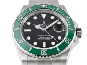 Submariner Date Stainless Steel 'Starbucks' (41mm) watch with a green bezel, black dial, and luminous hour markers.