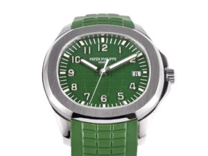 Aquanaut Stainless Steel 'Jumbo' with Green Dial (42mm), sleek design, stainless steel case, and green rubber strap.