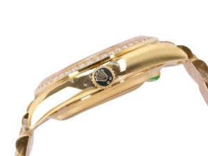 Side view of the Day-Date 36 Yellow Gold ‘President’ watch with Diamond Mother of Pearl Dial and Diamond Bezel.