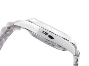 Side view of the Day-Date 40 White Gold ‘President’ showing its fluted bezel and sleek, polished design.