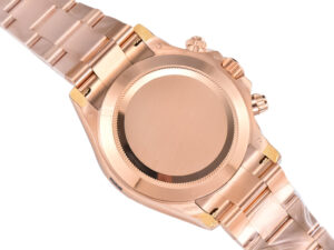 Back view of Cosmograph Daytona Rose Gold with Black Dial, showcasing the rose gold case and polished bracelet.