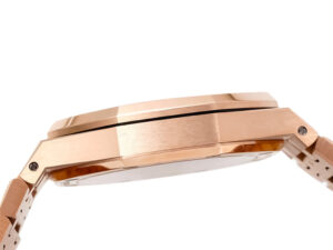 Side profile of the Royal Oak Pink Gold '50th Anniversary' watch 41mm case, showcasing its rose gold finish and sleek design.