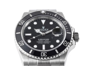 Submariner Date Stainless Steel watch with black dial and 41mm case, featuring a unidirectional bezel and date magnifier.