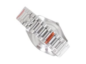 Day-Date 40 Platinum 'President' watch bracelet, showcasing a polished finish, clasp with logo detail, and elegant design.