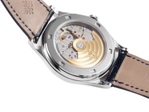 Rear view of the Calatrava Stainless Steel ‘Scientific’ watch (38mm) showcasing its silver and gold mechanical movement.