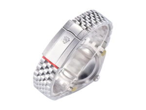 Alt text: Close-up of the Jubilee bracelet and clasp of the Datejust 36 Stainless Steel watch with a sleek, polished finish.